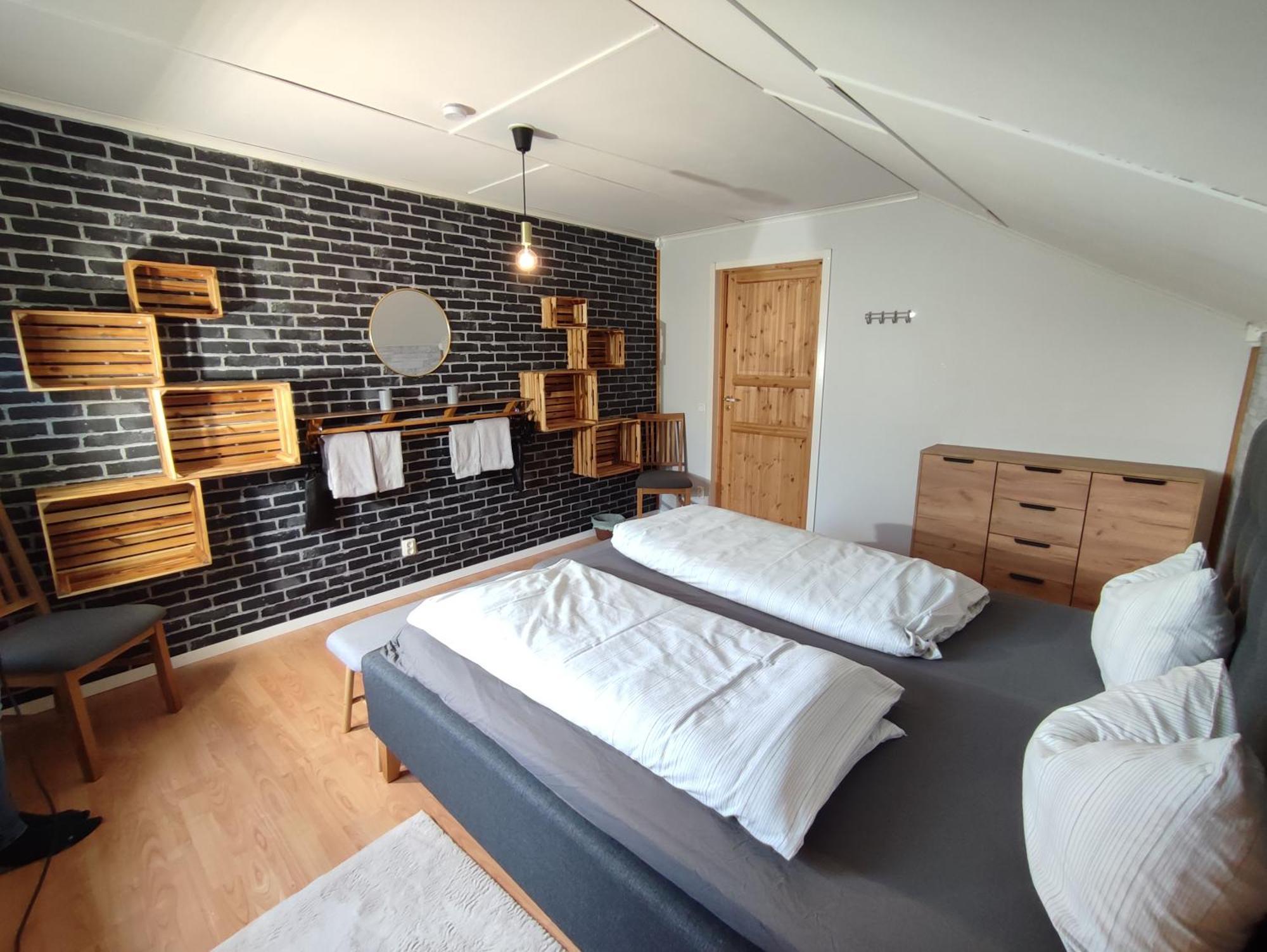 Villa Bjoerklund - Lakeview Apartment Arjeplog Esterno foto